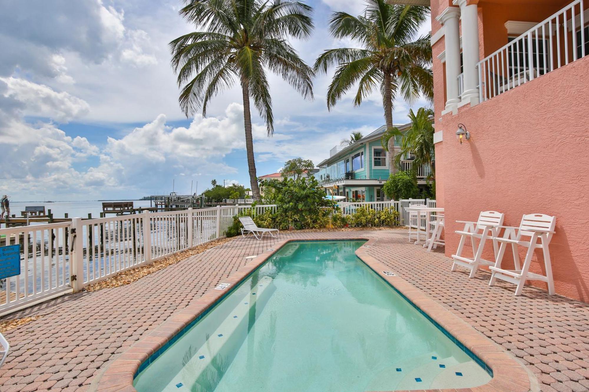 Hibiscus Hideaway B - Top Floor Unit Bradenton Beach Exteriör bild